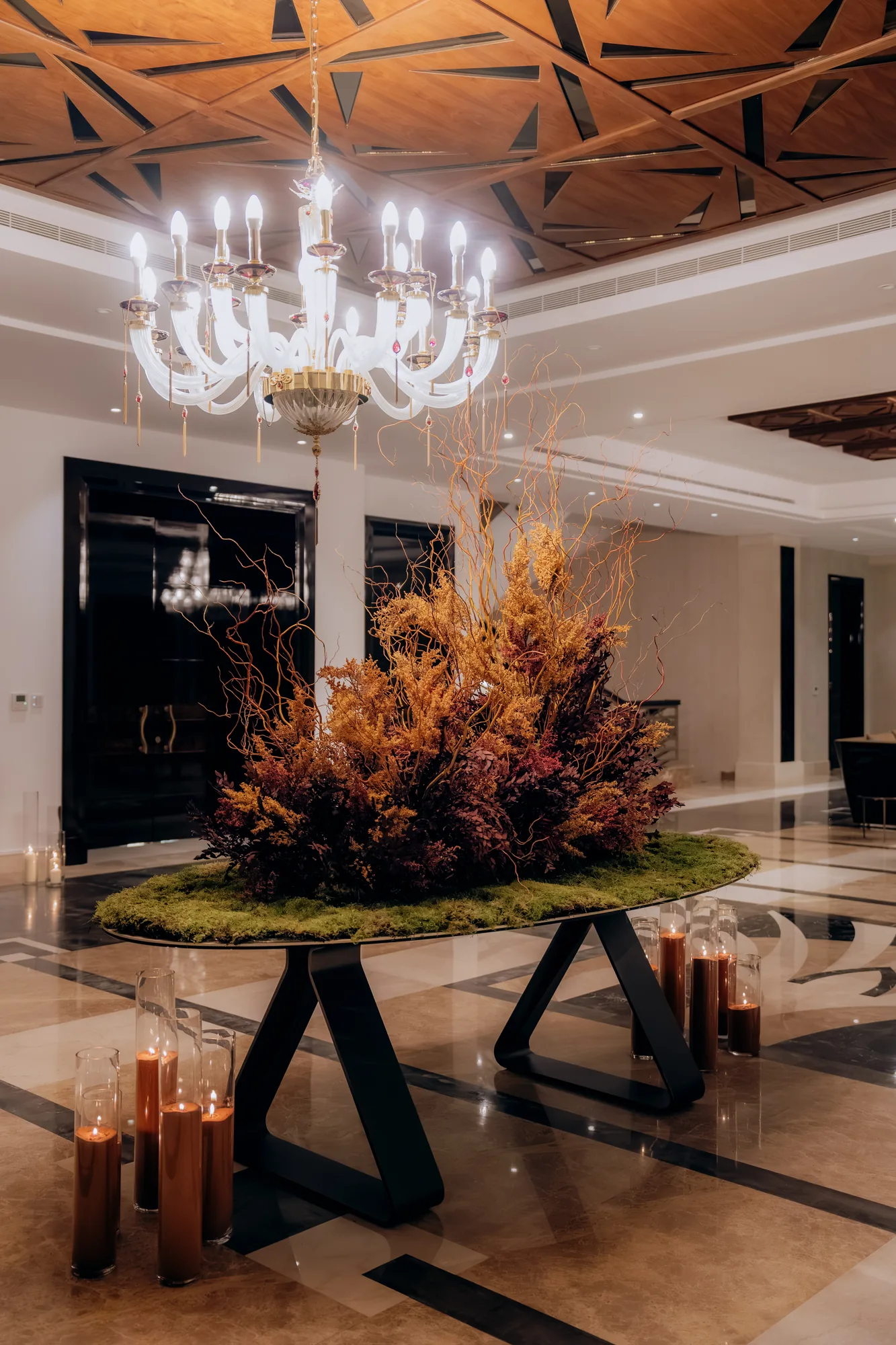 Defining institutional hospitality at a human scale